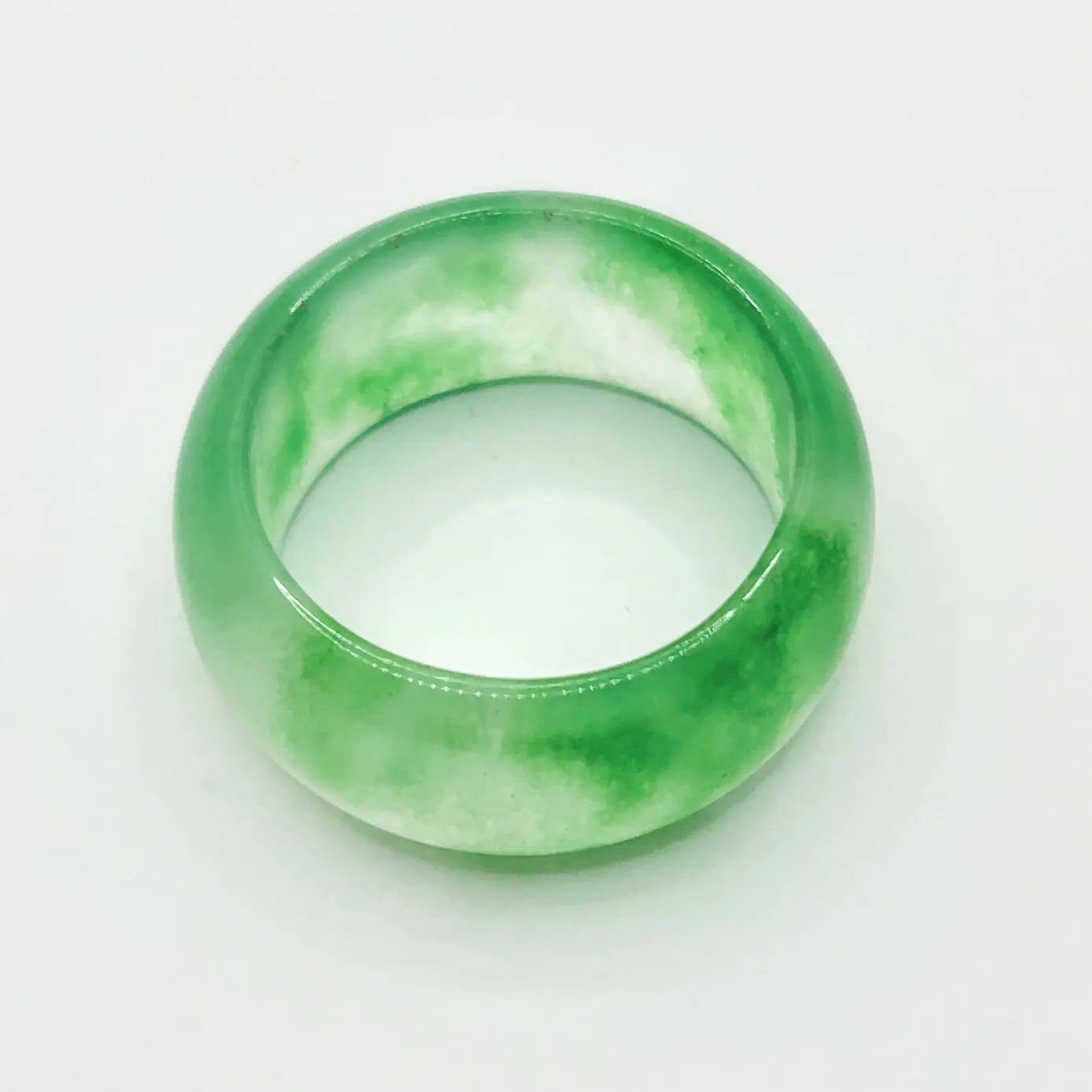 Ring -Natural Jade -Size 6-10 Jade Aromes Evasions 